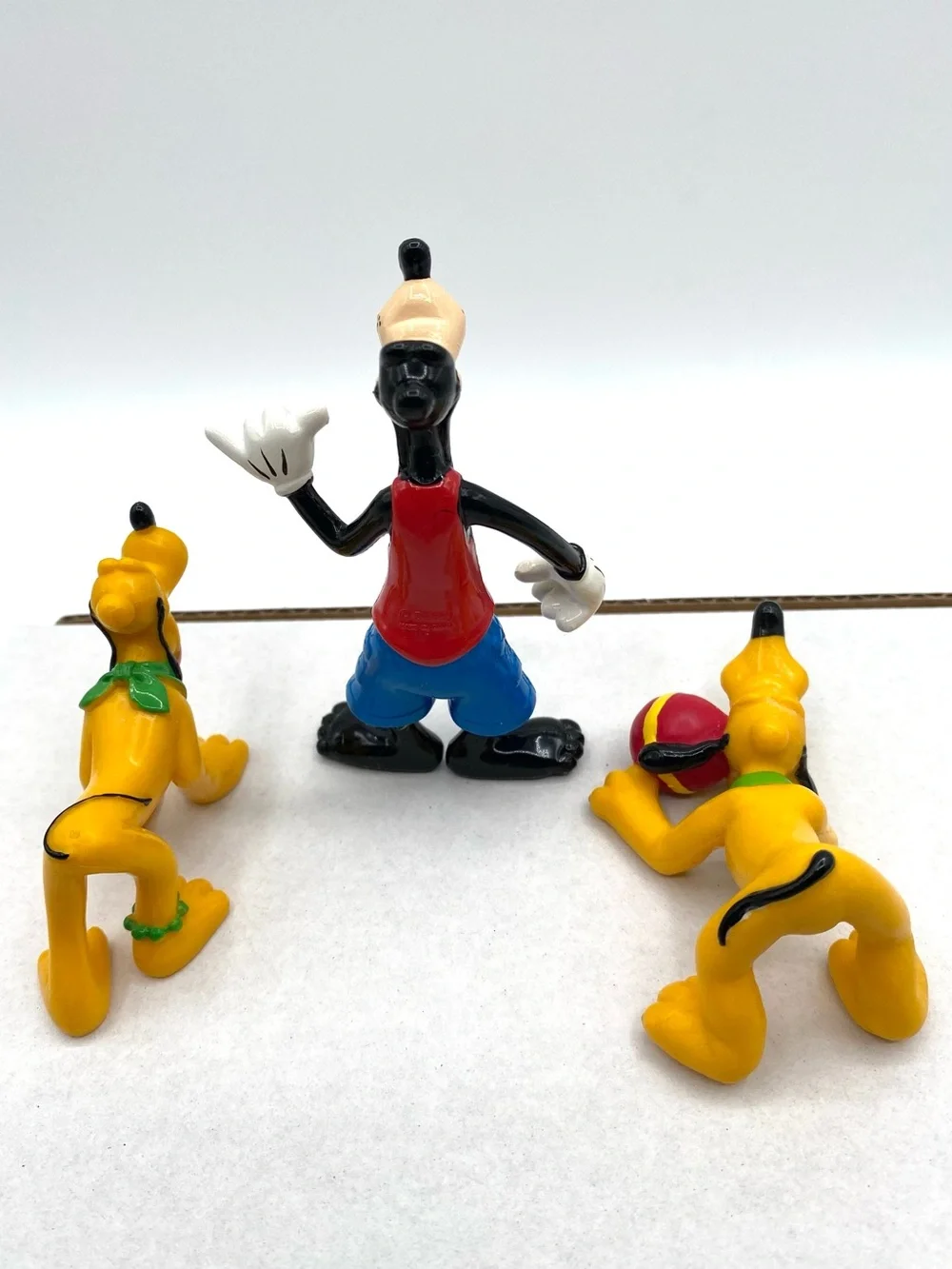 Disney World Minnie Pluto Goofy Donald Lot of 9 Figures PVC